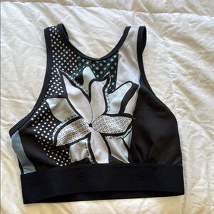 Noli Black and White Sports Bra